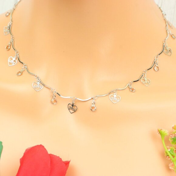 "Minimalist & Elegant Necklace Chain – Perfect for Women & Girls | UNVRC1003 - Picture 9 of 10